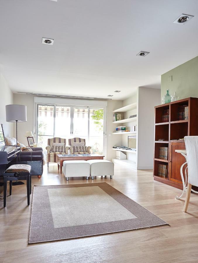 Apartamento Tibula Teatro Parking เมรีดา ภายนอก รูปภาพ