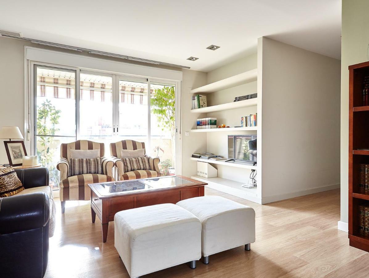 Apartamento Tibula Teatro Parking เมรีดา ภายนอก รูปภาพ